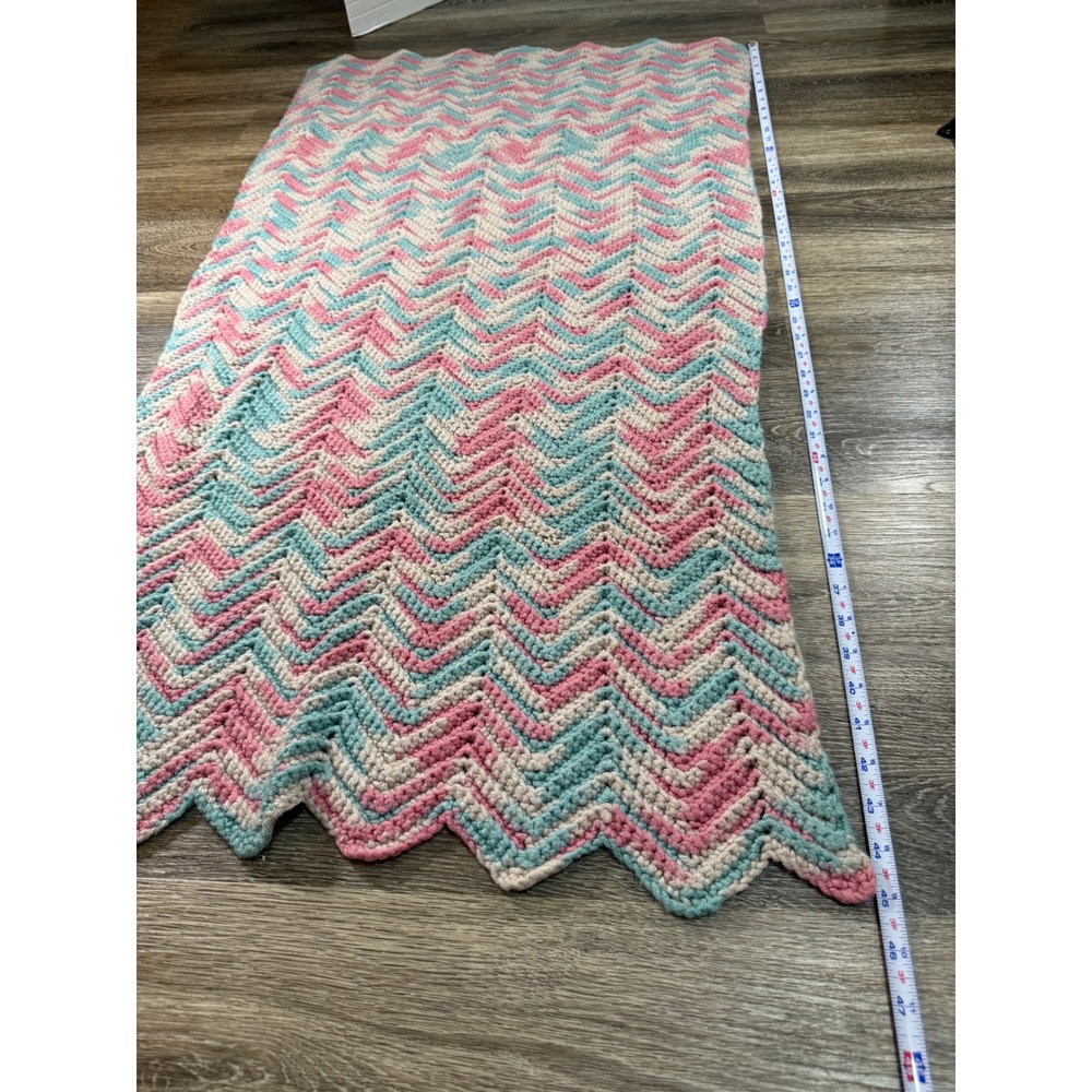 Handmade Crochet Baby Blanket Pink Teal Cream Chevron Ripple Zig Zag Throw 24x45 - Picture 3 of 3
